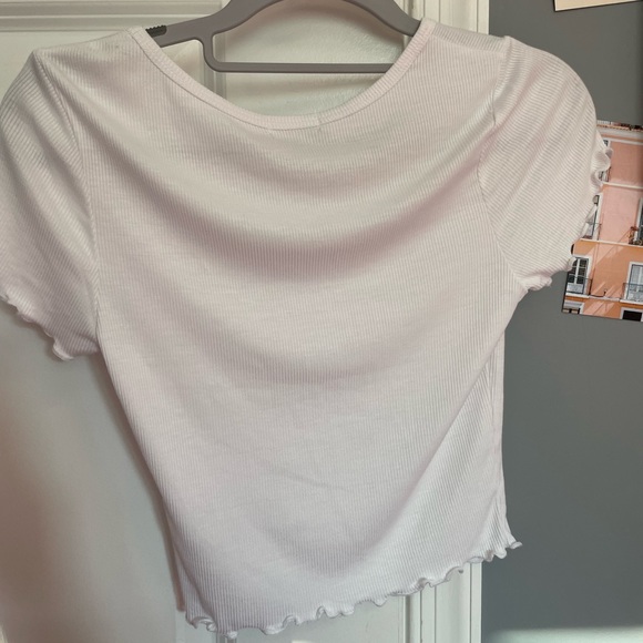 size small bozzolo white tee: semi cropped; in great condition - Picture 2 of 3